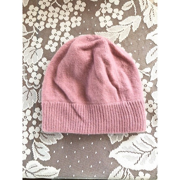 Pure Cashmere Beanie in Pink - Picture 1 of 7